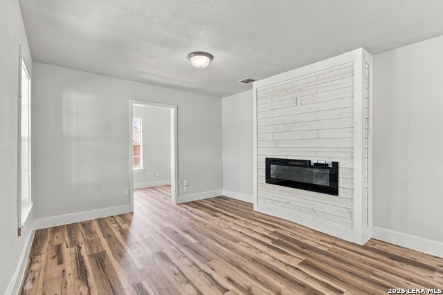 302 Mcdougal Property Photo 4