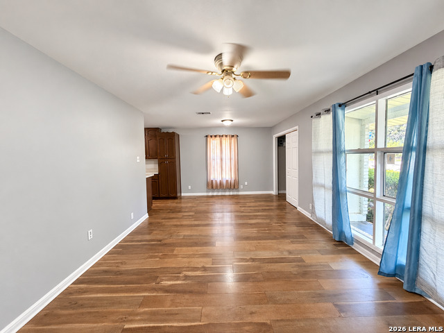 242 Locknere Ln Property Photo 5