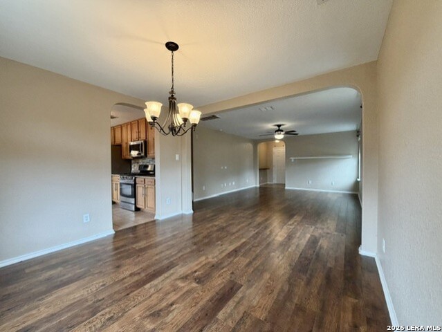 15523 Jane Grv Property Photo 2