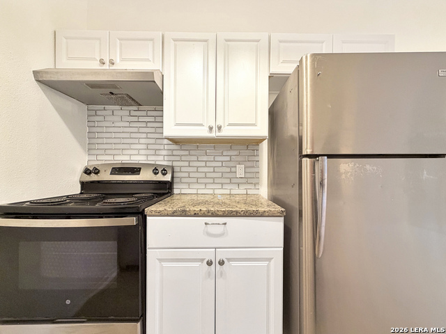 5403 Encanta St Property Photo 6