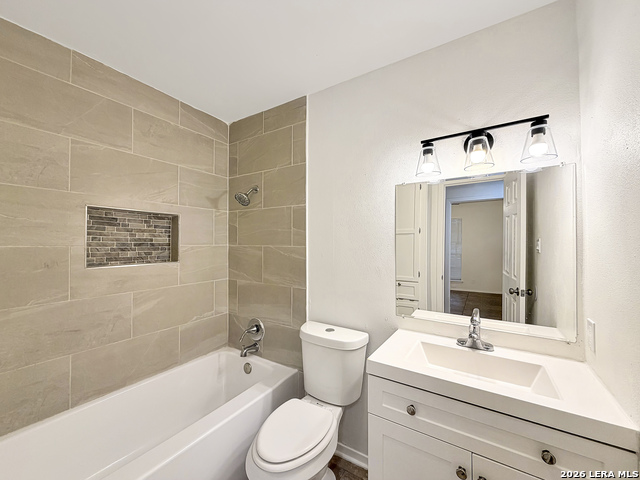 5403 Encanta St Property Photo 11