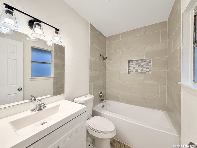 5403 Encanta St Property Photo 15