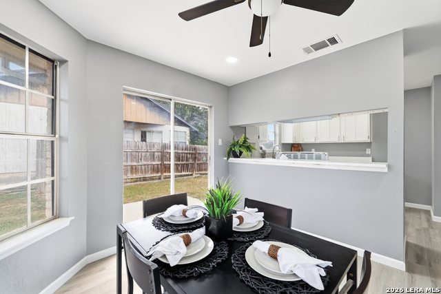 6411 Royalty Pt Property Photo 10