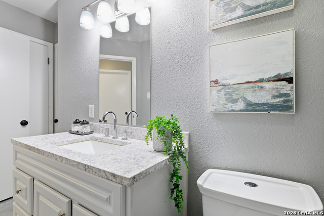 6411 Royalty Pt Property Photo 19