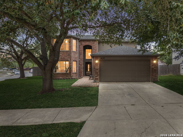 1637 Rolling Brook Ln Property Photo 2
