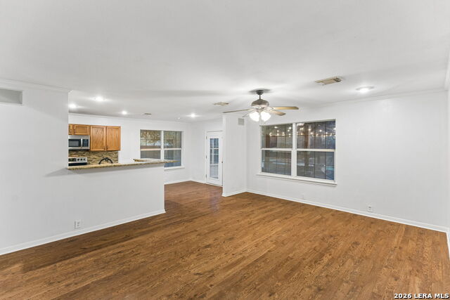 1637 Rolling Brook Ln Property Photo 20