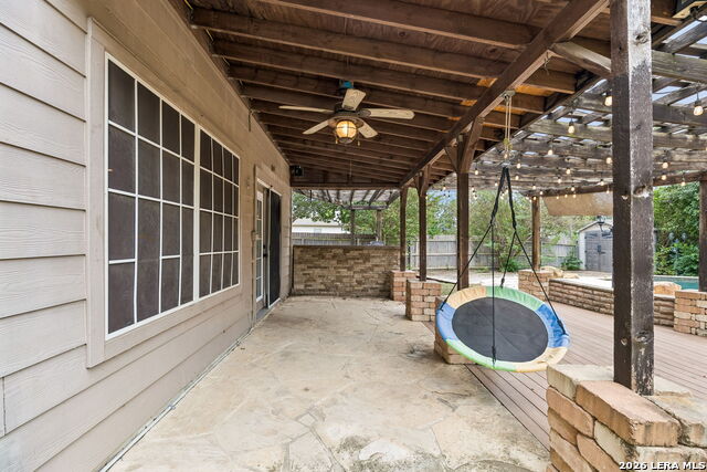 1637 Rolling Brook Ln Property Photo 38