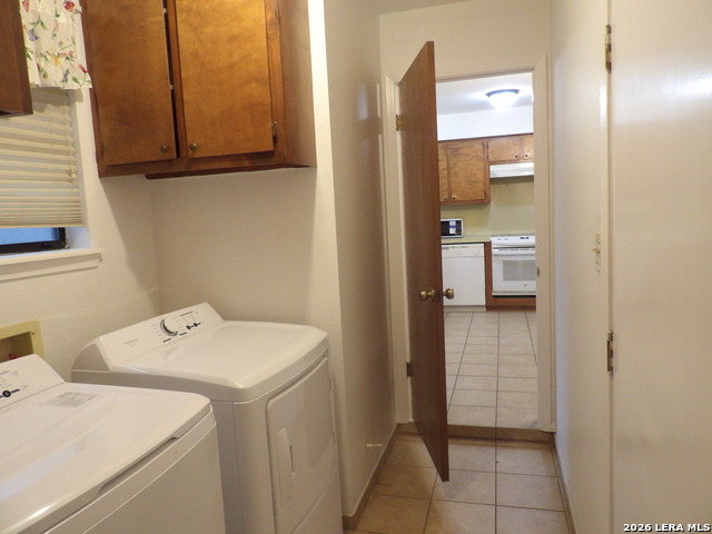 240 Glenbrook Dr Property Photo 6