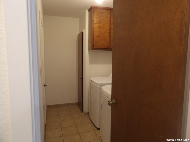 240 Glenbrook Dr Property Photo 7