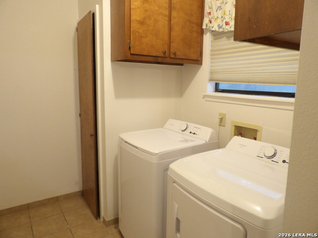 240 Glenbrook Dr Property Photo 8