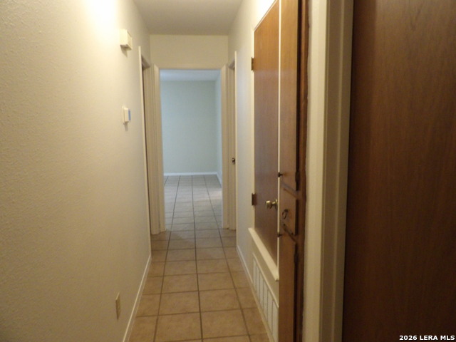 240 Glenbrook Dr Property Photo 21
