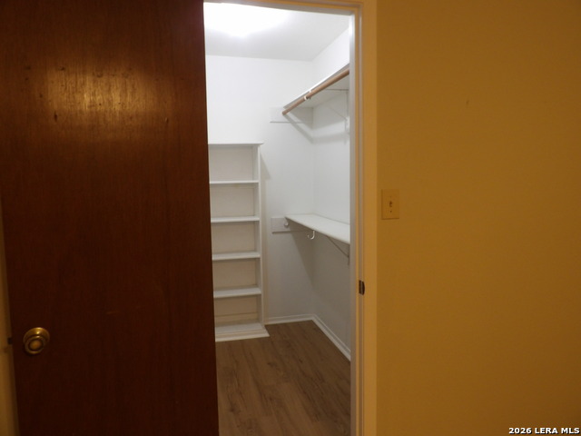 240 Glenbrook Dr Property Photo 29