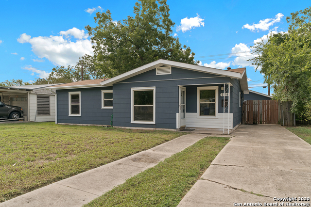 134 GAYLE AVE Property Photo 1