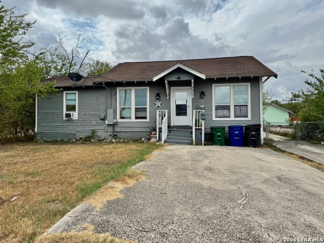 636 Hot Wells Blvd Property Photo 1