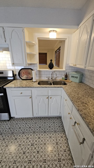 715 Edgebrook Ln Property Photo 6