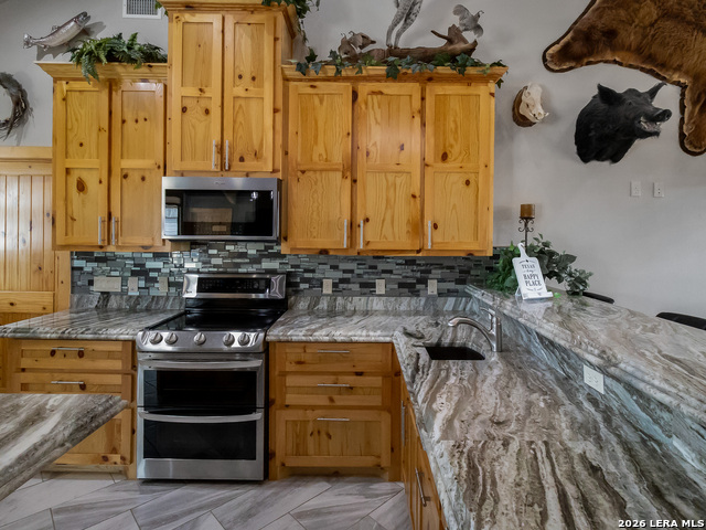 625 County Road 409 Property Photo 14
