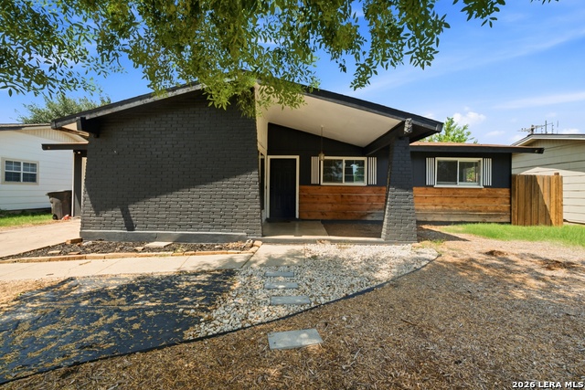7115 Cypress Grove Dr Property Photo 1