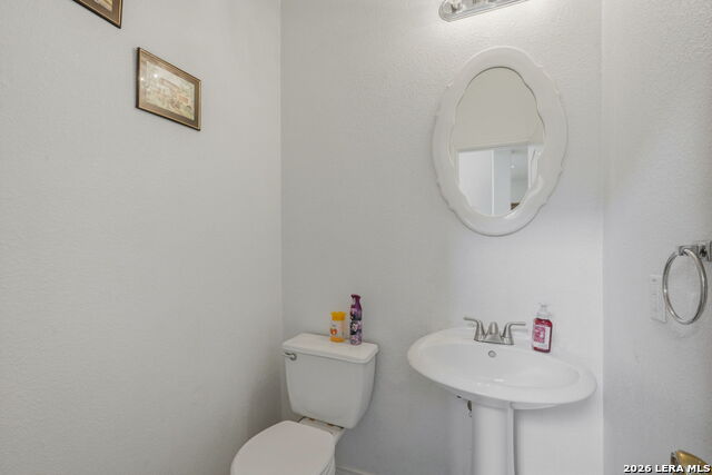 6010 Wood Pass Property Photo 9