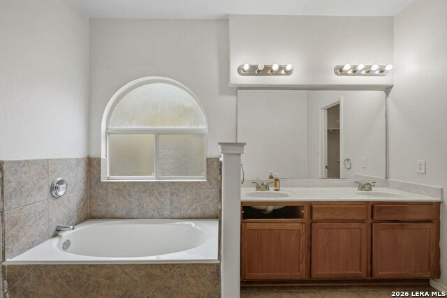 6010 Wood Pass Property Photo 15