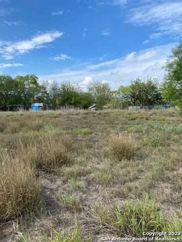 2527 Hicks Ave Lot. 19 Property Photo 2
