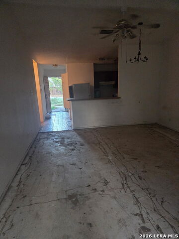 5711 Lochmoor Property Photo 6