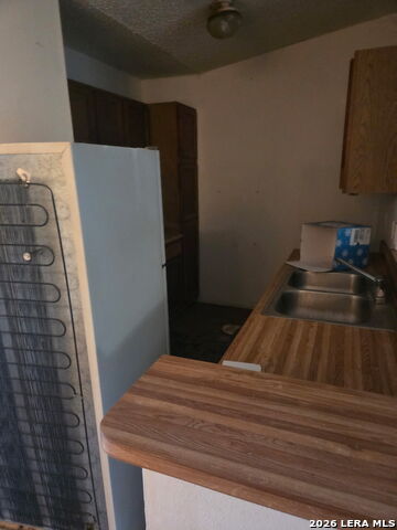 5711 Lochmoor Property Photo 7