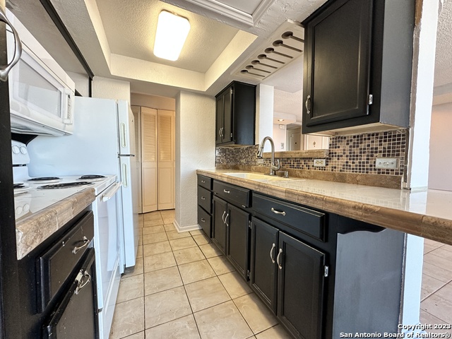 7039 San Pedro Ave Property Photo 10