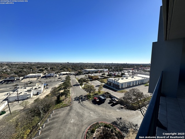 7039 San Pedro Ave Property Photo 19