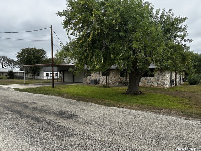 109 Cibolo Oak Ln Property Photo 9