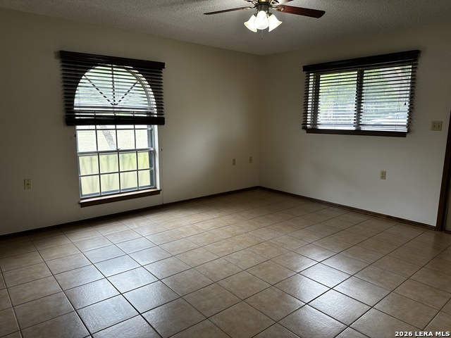 109 Cibolo Oak Ln Property Photo 33