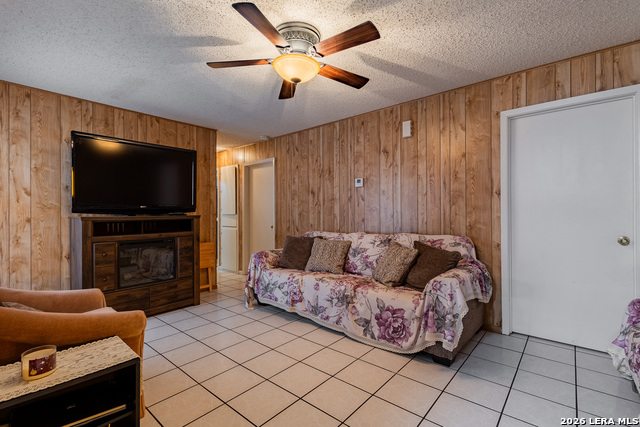 443 Adolphus Street Property Photo 19