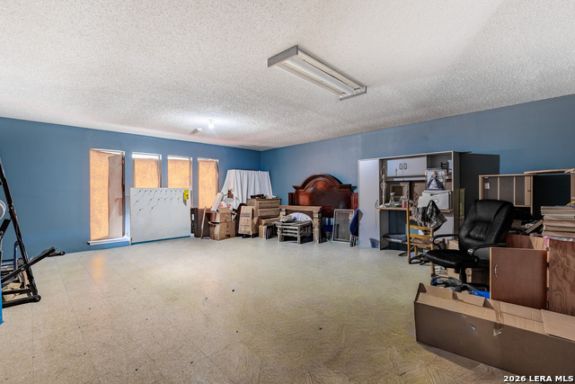 443 Adolphus Street Property Photo 22