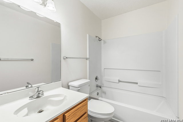 13007 Beacon Park Dr Property Photo 13