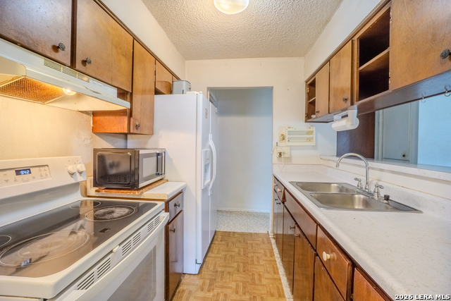 5230 Overpool St Property Photo 10