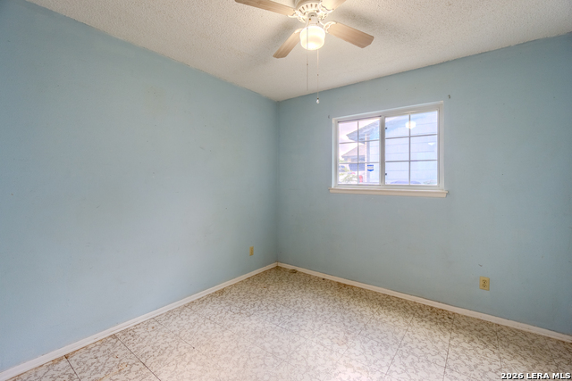 5230 Overpool St Property Photo 15