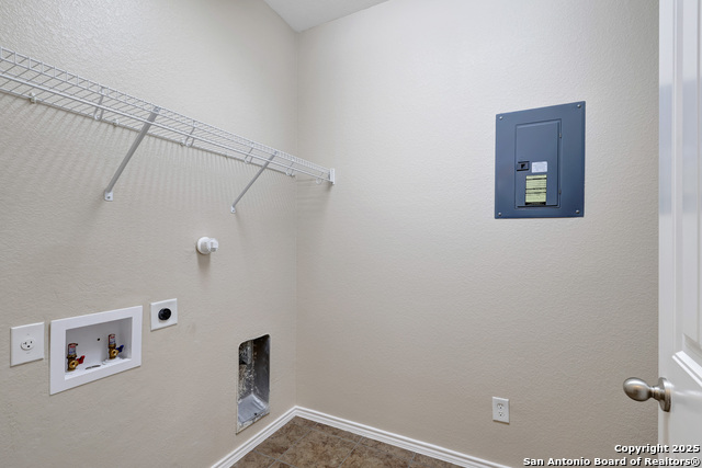 2021274 Property Photo 16