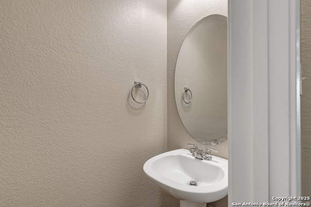 2021274 Property Photo 17