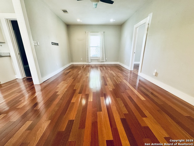 2021276 Property Photo 7