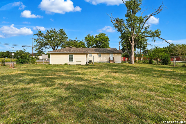 2329 S Ww White Rd Property Photo 24