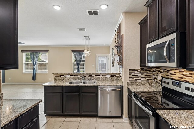 7811 Creekshore Cv Property Photo 5
