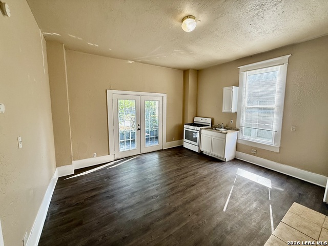 241 Post Property Photo 10