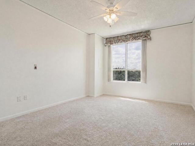 1 Towers Park Ln Property Photo 8
