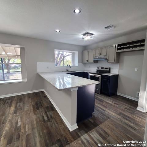 14623 Highland Rdg Property Photo 13