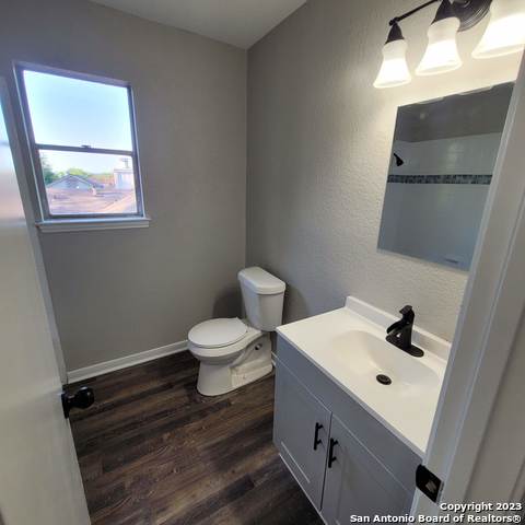 14623 Highland Rdg Property Photo 28
