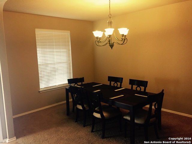 237 Crimson Tree Property Photo 3