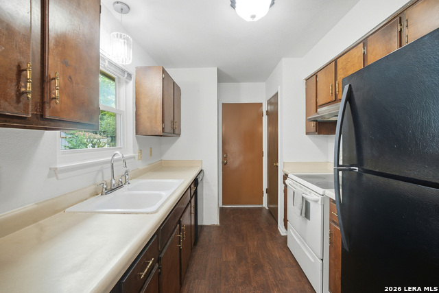624 Pecan Property Photo 6