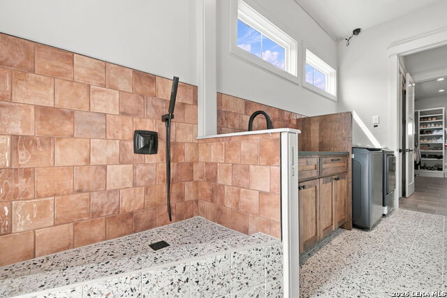 343 Janice Ave Property Photo 45