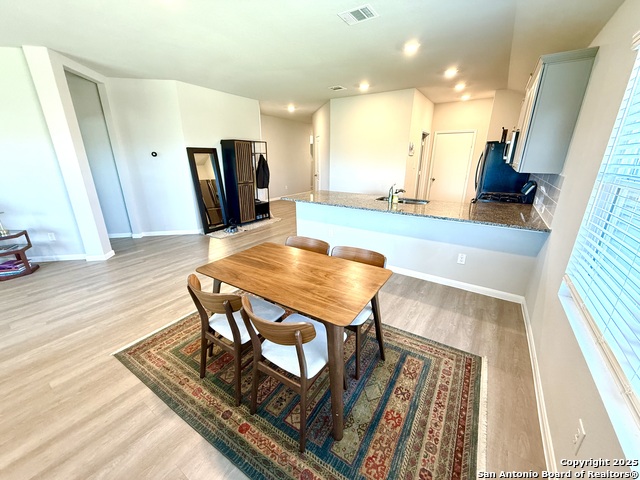 7918 Dovers Den Property Photo 7