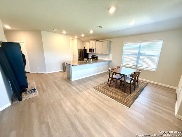 7918 Dovers Den Property Photo 8