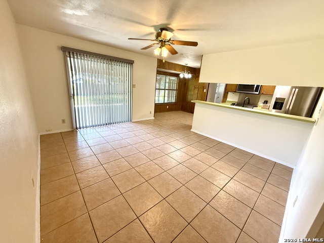 4922 Lambeth Dr Property Photo 4